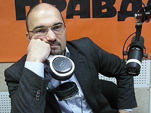 На радио "КП в Екатерибурге", май, 2011. На радио "КП в Екатерибурге", май, 2011.